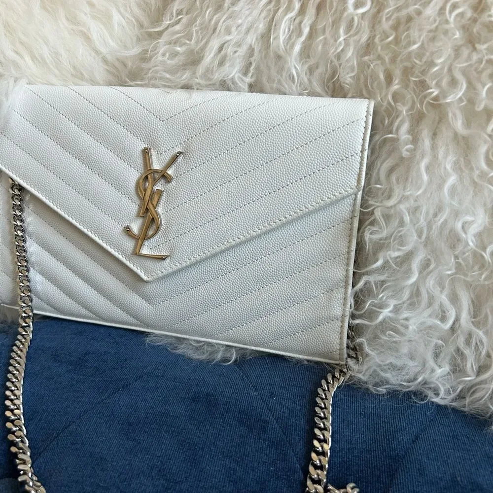 Yves Saint Laurent white wallet on chain with silver hardware - Picture 3 of 7